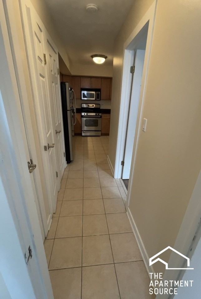 317 Wisconsin Ave #1C - Photo 4 of 10