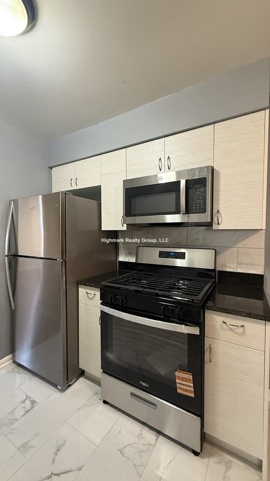 620 N Lincoln Ave #G08