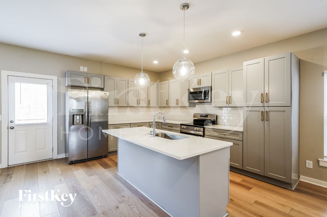 1149 Alcove Way - Photo 7 of 19