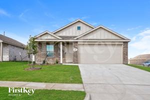 featured image of 1069 Crestview Dr