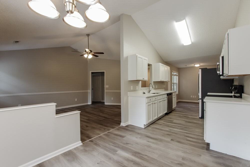 2133 Millstone Ln - Photo 5 of 16