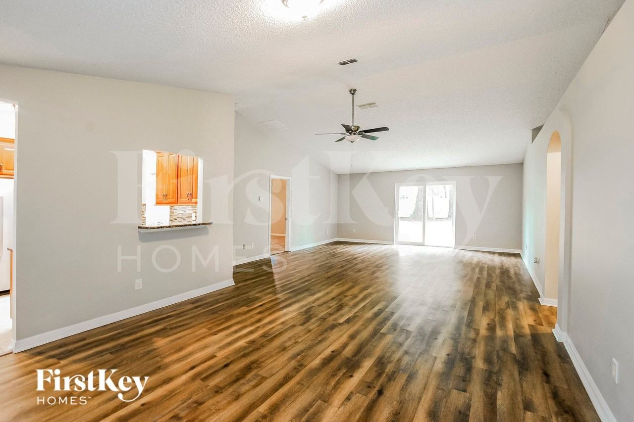 15 Rymen Ln - Photo 3 of 15