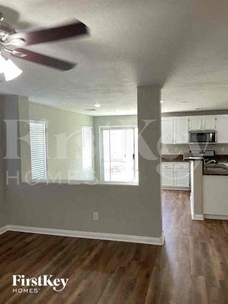 7218 Forefather St - Photo 2 of 10