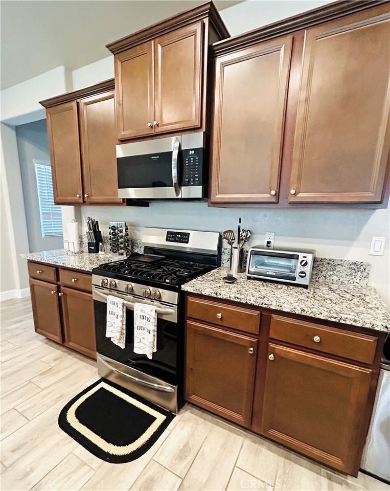 6140 E Laurel Ave - Photo 7 of 15