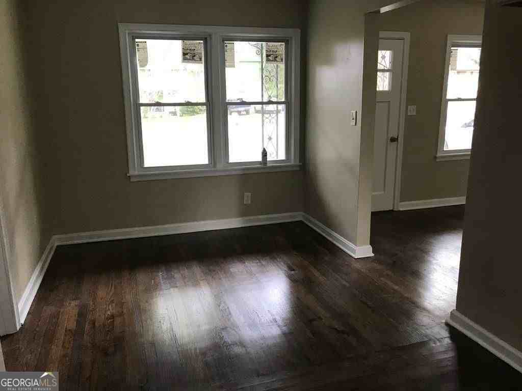 839 Mimosa Dr - Photo 4 of 8
