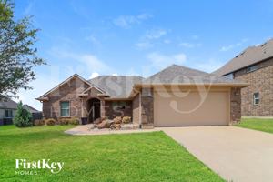 featured image of 2010 Lindentree Dr
