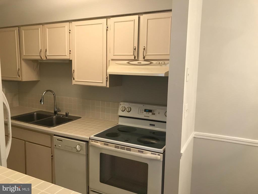 5911 Prince James Dr ##25 - Photo 2 of 19