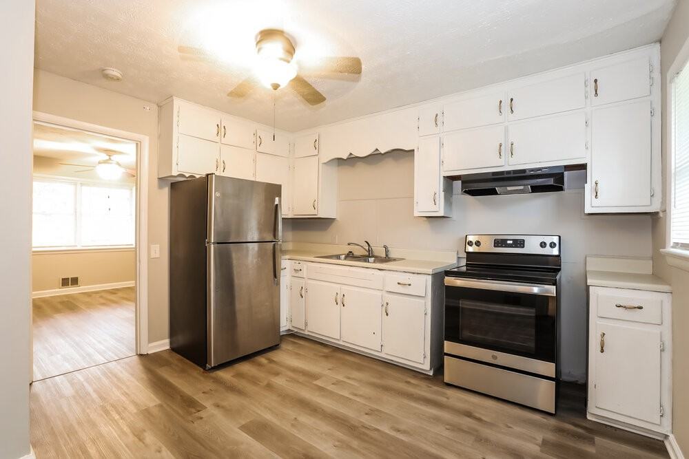 627 Grayson Pkwy - Photo 5 of 25