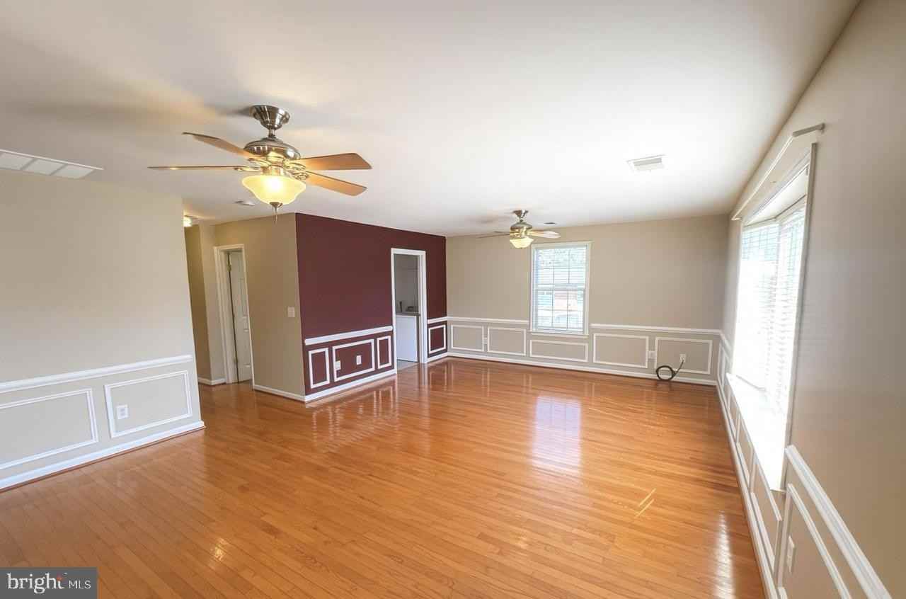 42802 Higgs Ln - Photo 2 of 23