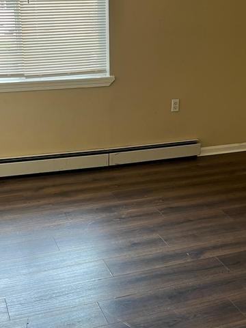 605 N Wolf Rd Apt F4 - Photo 4 of 29