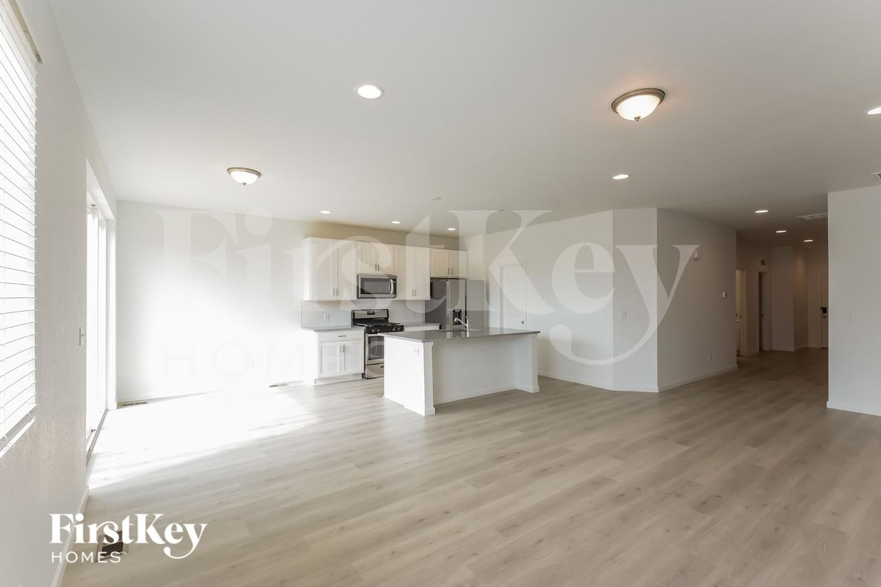 14593 Normande Dr - Photo 4 of 15