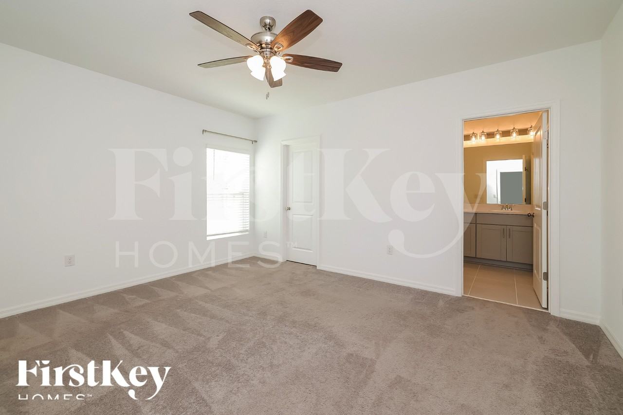 5007 Vellacito Way - Photo 6 of 15