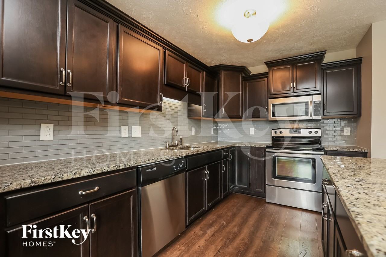 1280 Eagles View Dr - Photo 5 of 15