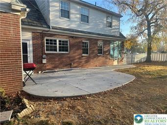 4208 Windsor Dr - Photo 6 of 36