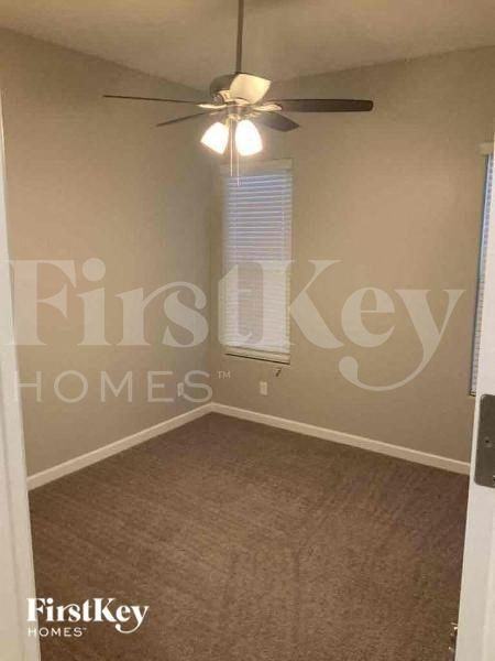 19731 W Jackson St - Photo 6 of 11