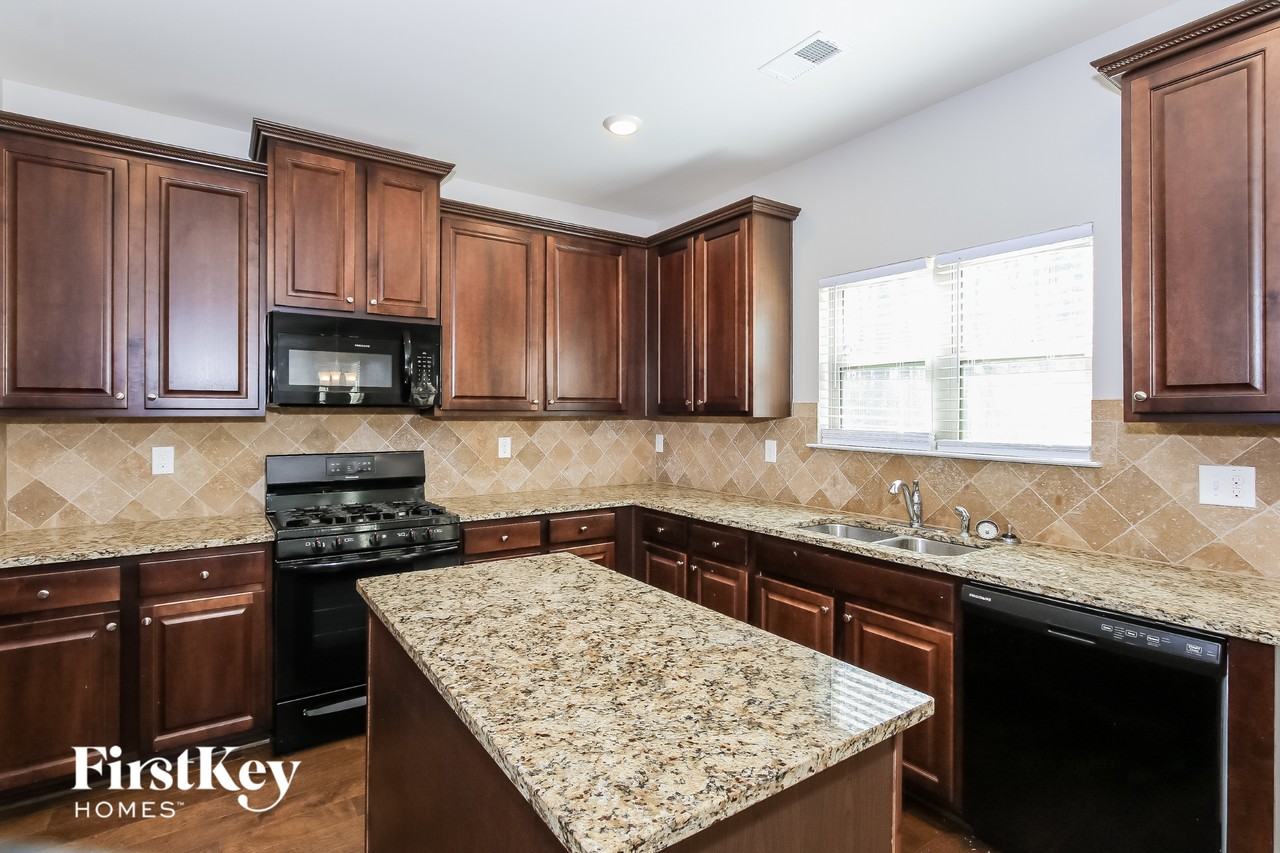 3823 Okefenokee Rdg - Photo 5 of 15