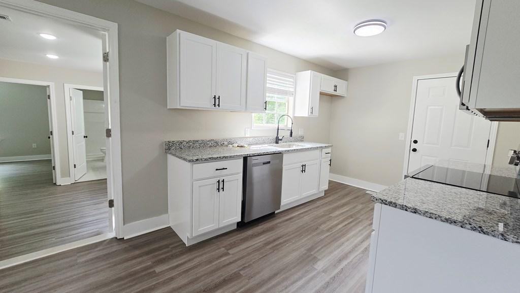 209 Trade Way - Photo 4 of 14