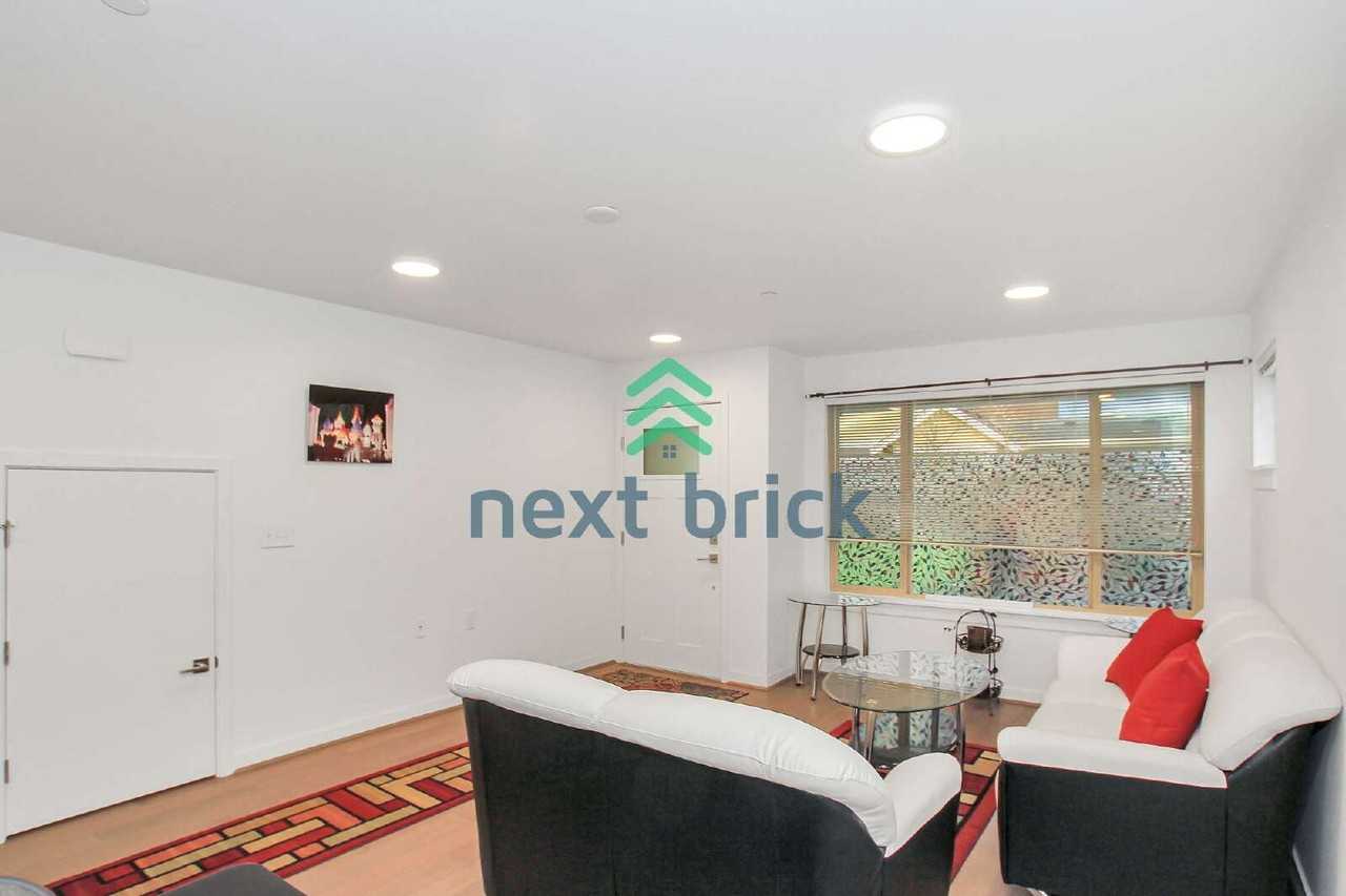 1438 158th Ct Ne - Photo 4 of 28