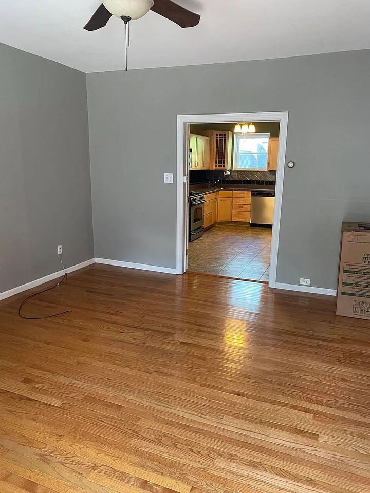 1709 Sarah St - Photo 2 of 31