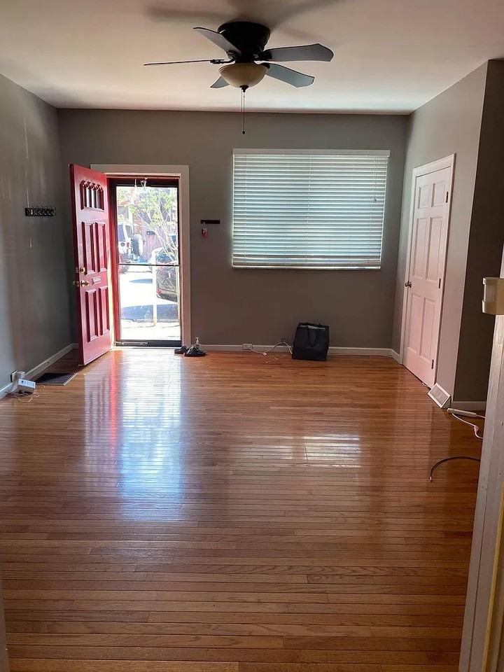 1709 Sarah St - Photo 3 of 31