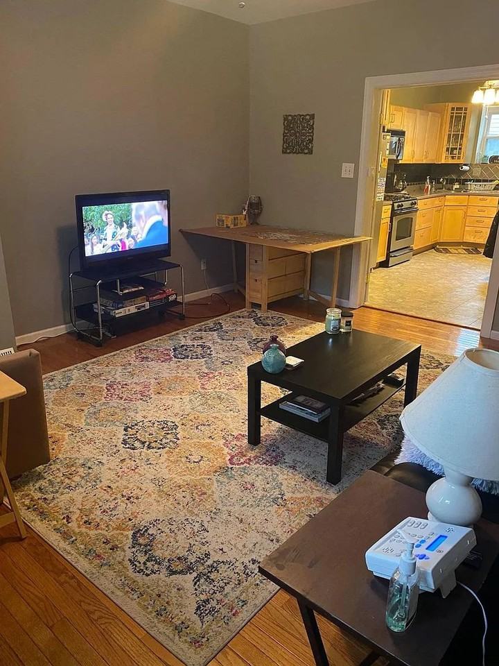 1709 Sarah St - Photo 6 of 31