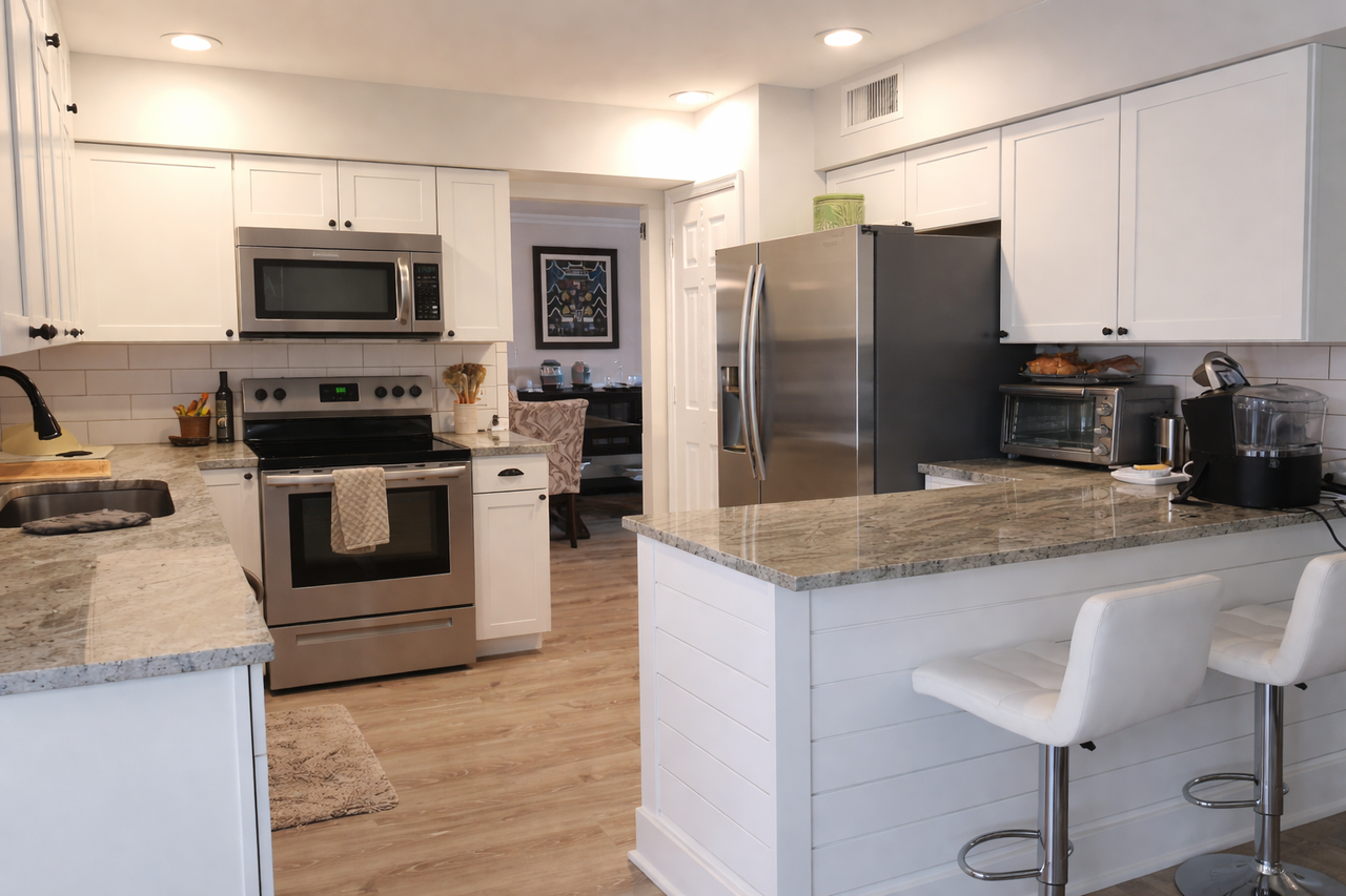 7447 Hawkins Rd - Photo 3 of 4