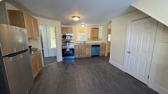 61 Chestnut St #B - Photo 1 of 1