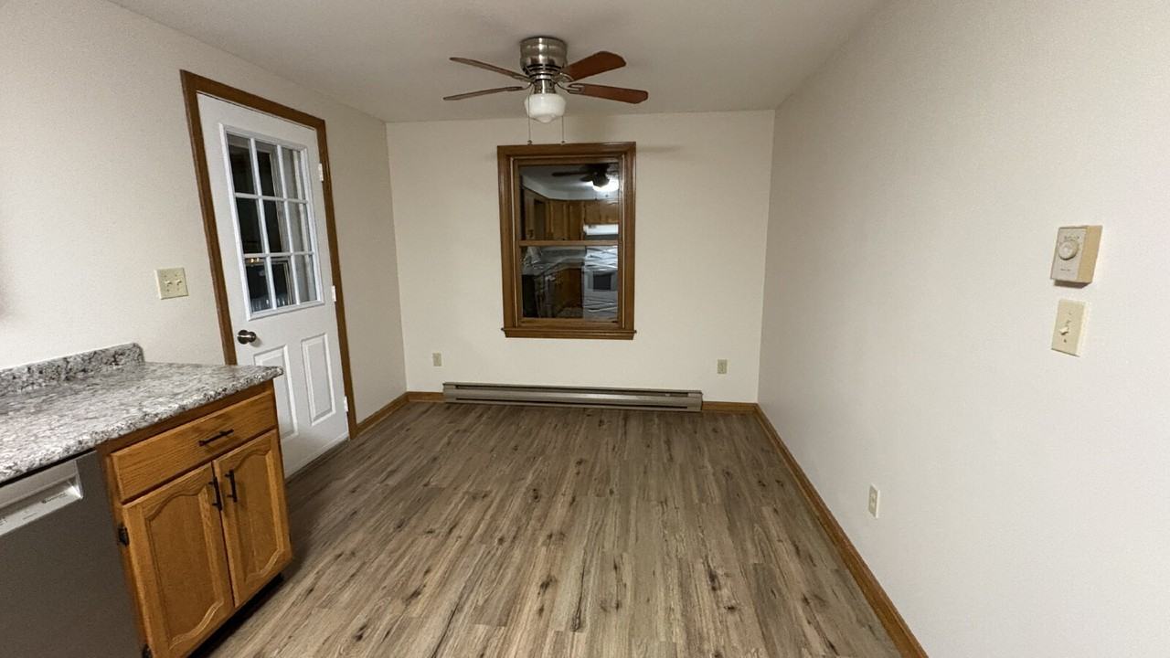 44 Garfield St #B - Photo 6 of 19