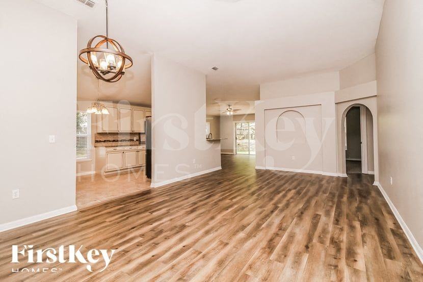 1844 Doe Lake Ct - Photo 4 of 15