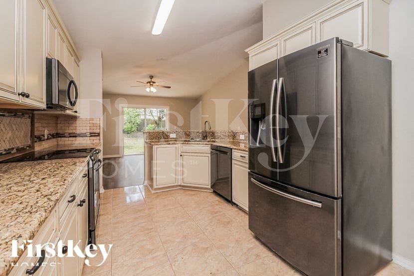 1844 Doe Lake Ct - Photo 7 of 15