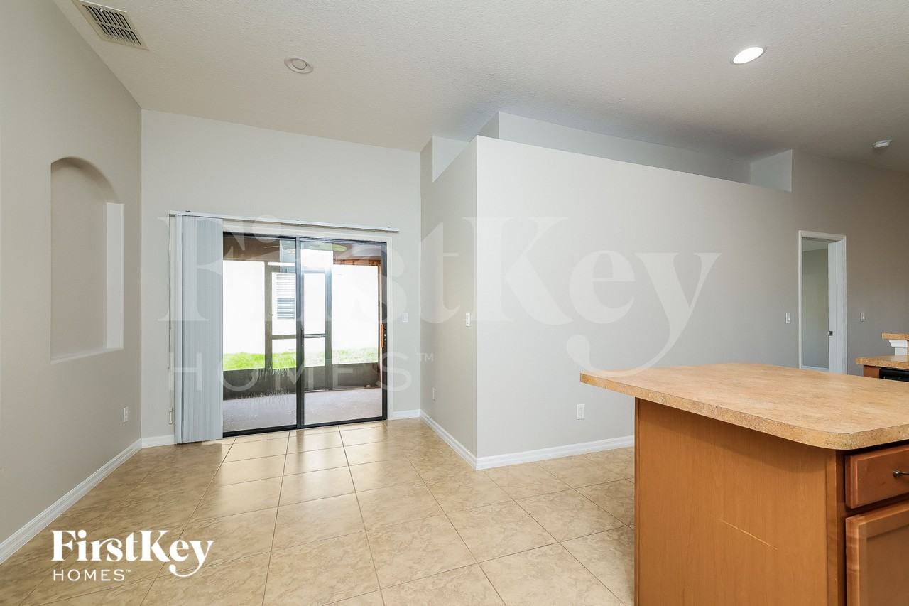 2708 Eagle Cliff Dr - Photo 5 of 16