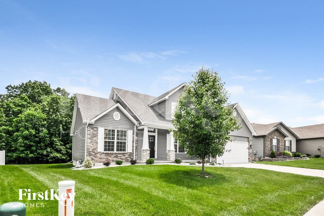 246 Lonepine Dr - Photo 2 of 15