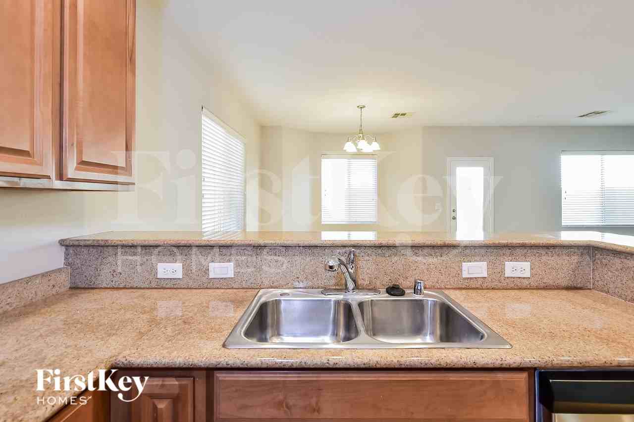 9328 Euphoria Rose Ave - Photo 5 of 16