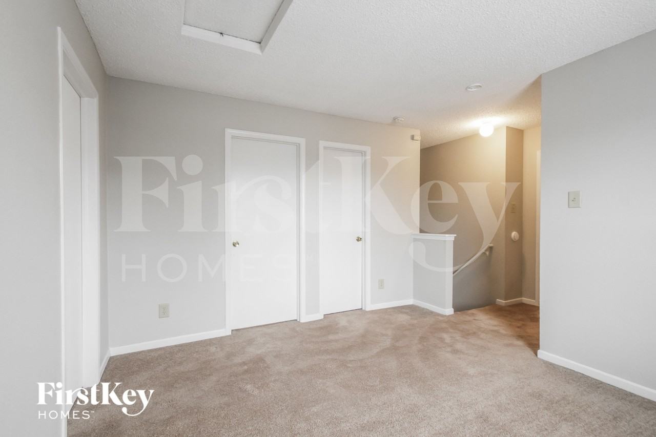 7919 Hydrangea Ct - Photo 7 of 15