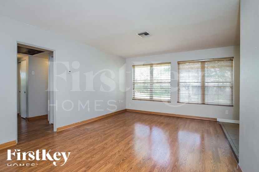 607 Faber Dr - Photo 6 of 18