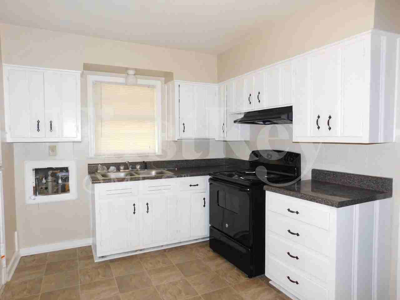 4896 Lochinvar Rd - Photo 3 of 10