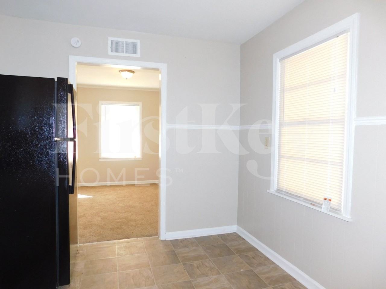 4896 Lochinvar Rd - Photo 4 of 10