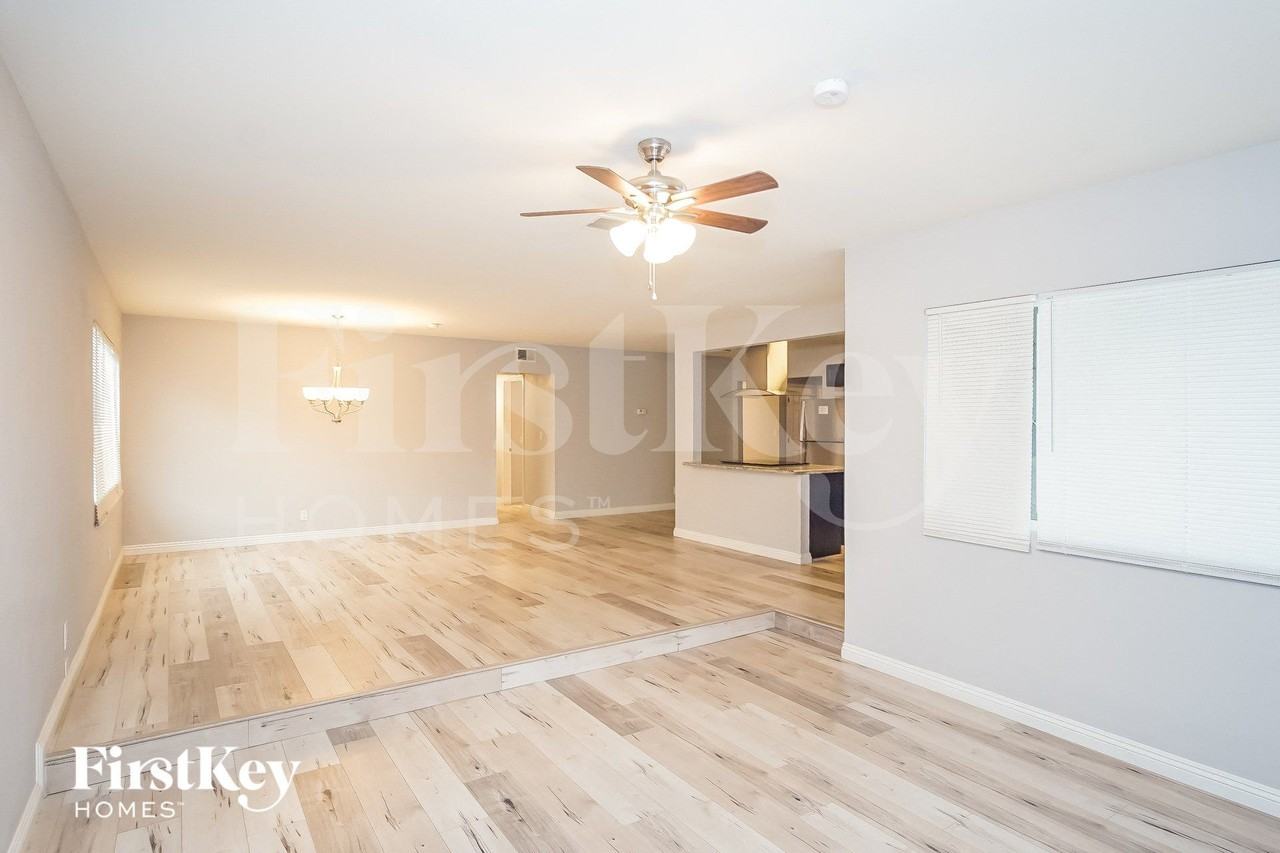 3800 San Angelo Ave - Photo 2 of 15