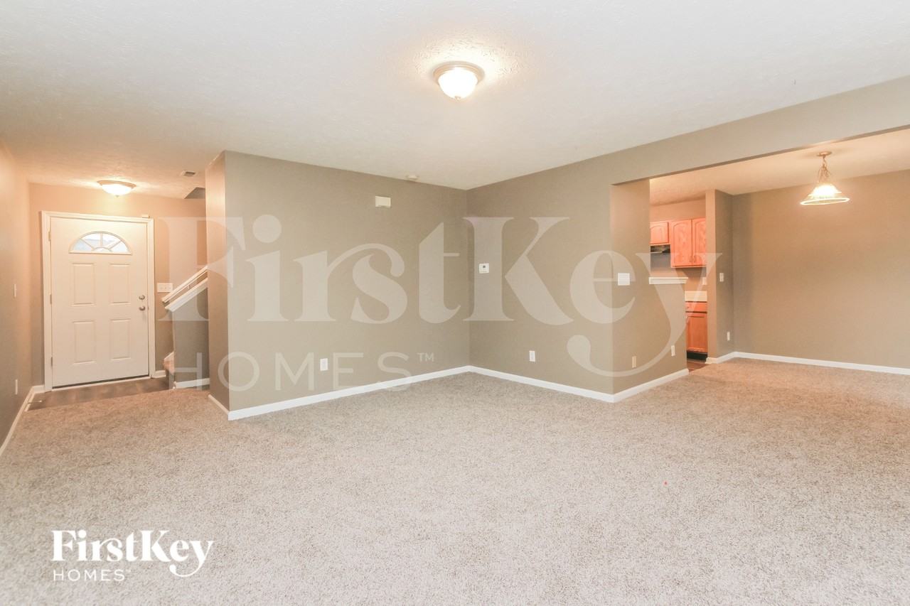 3661 Cedar Pine Pl - Photo 3 of 16