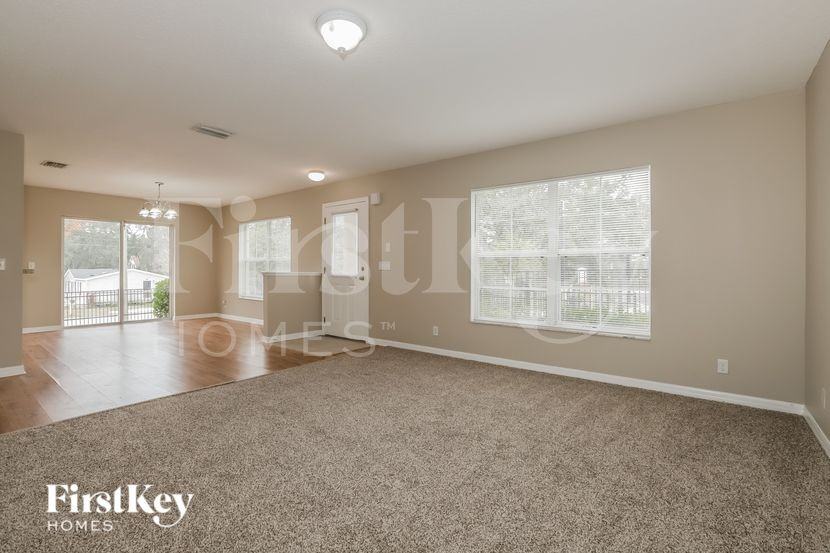 228 Draw Bridge Ln - Photo 2 of 16