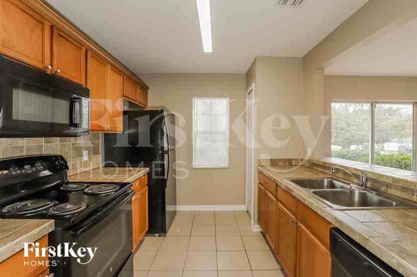 228 Draw Bridge Ln - Photo 5 of 16