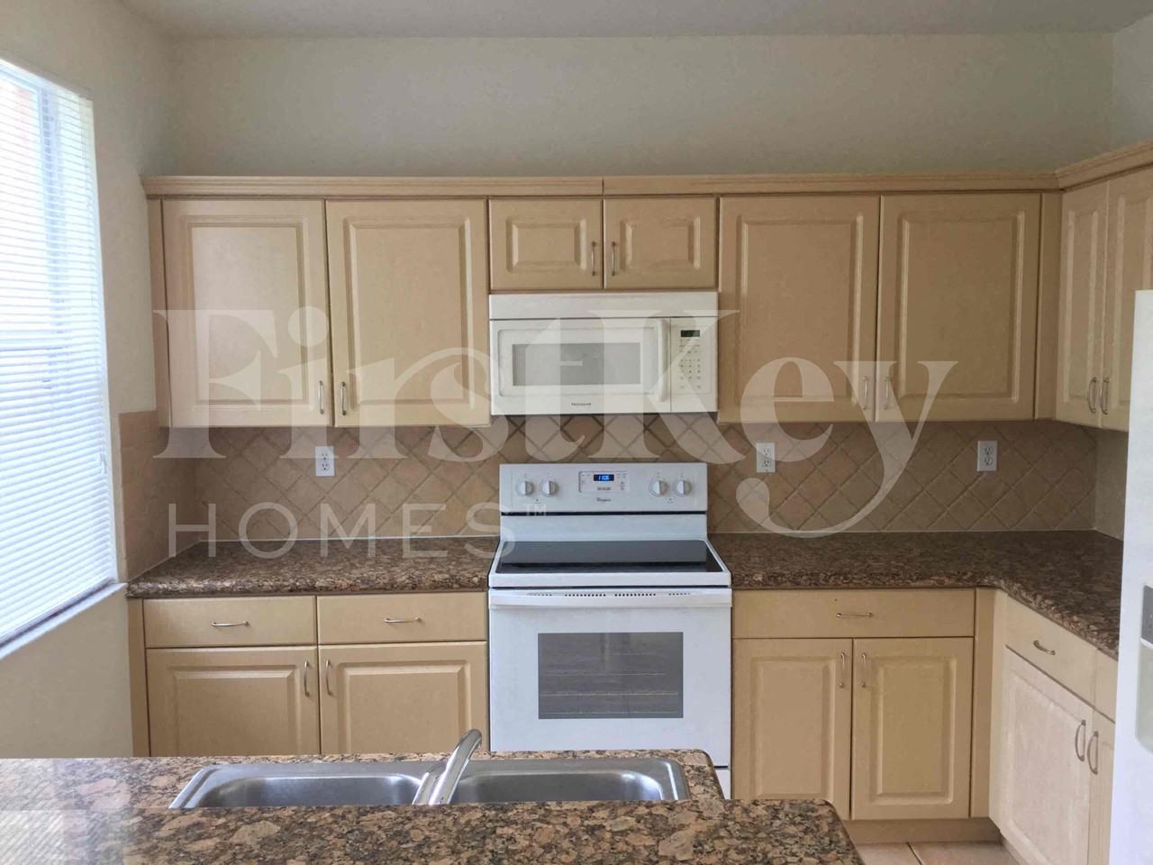 1624 Seroad - Photo 2 of 14