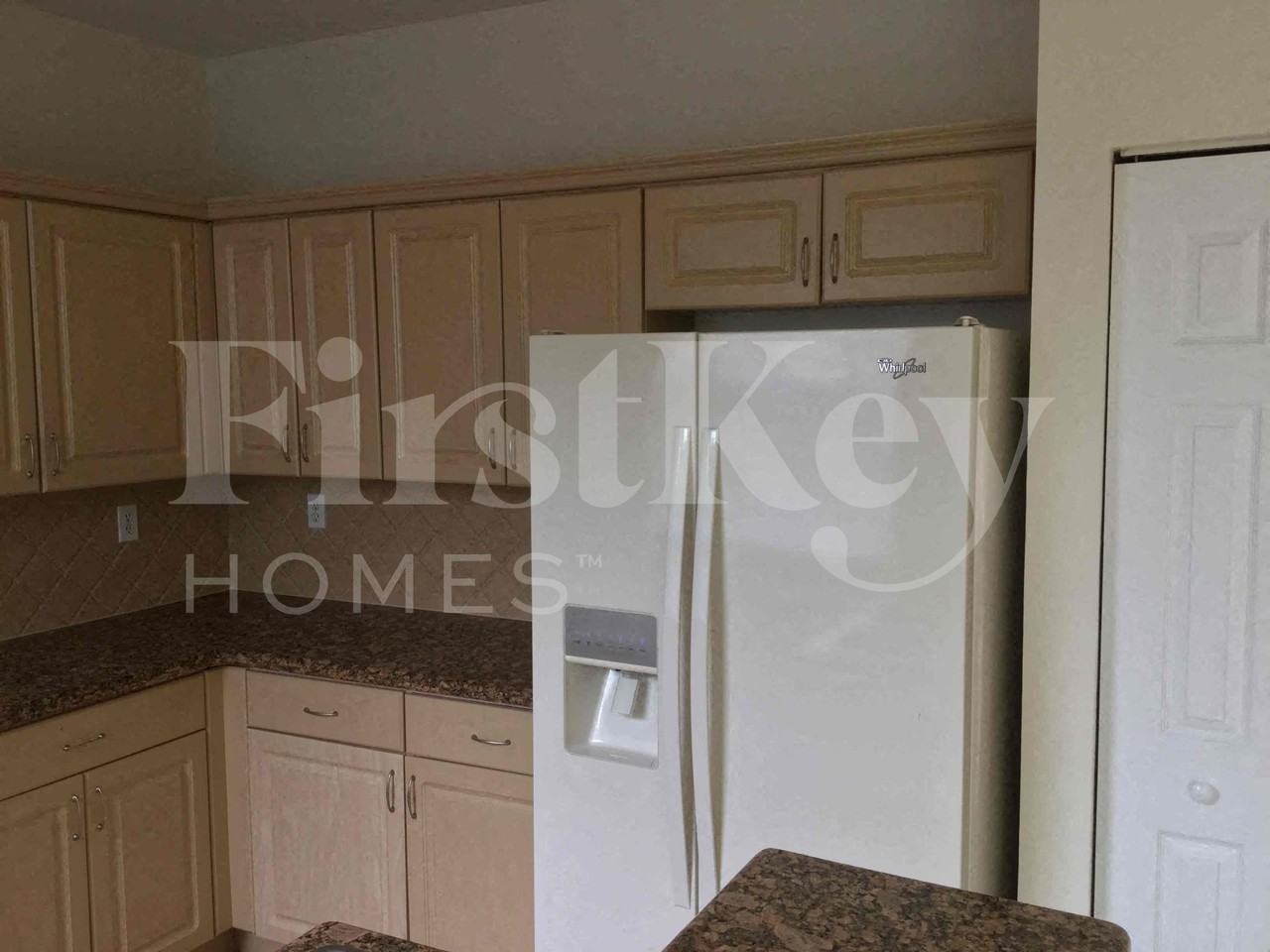 1624 Seroad - Photo 3 of 14