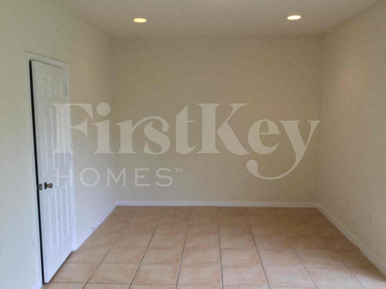 1624 Seroad - Photo 4 of 14