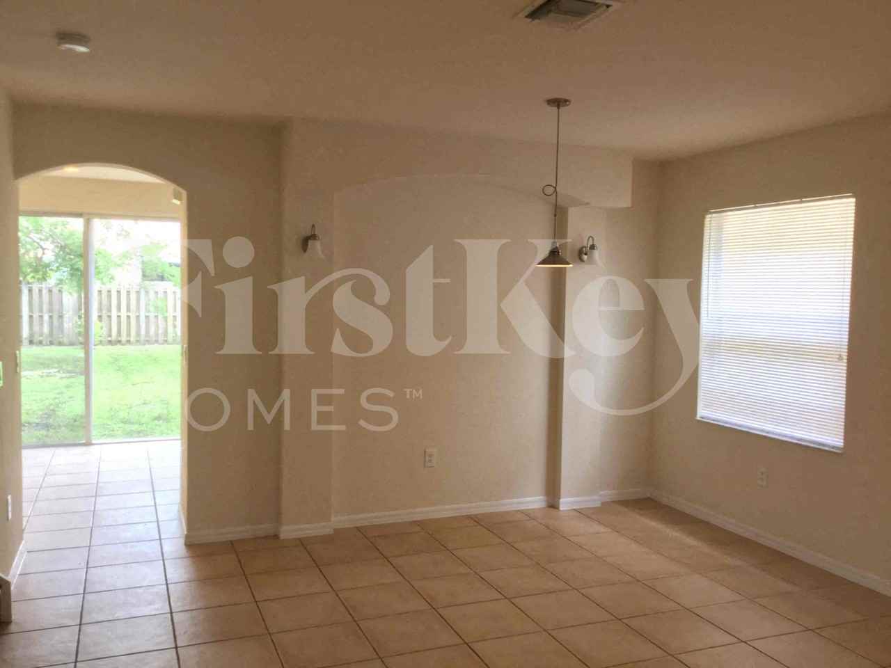 1624 Seroad - Photo 6 of 14