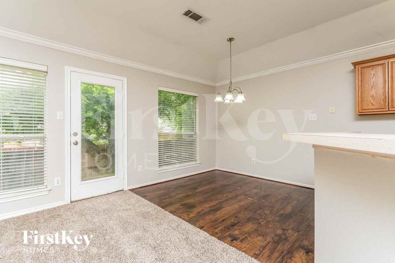 1508 Pintail Ct - Photo 5 of 15