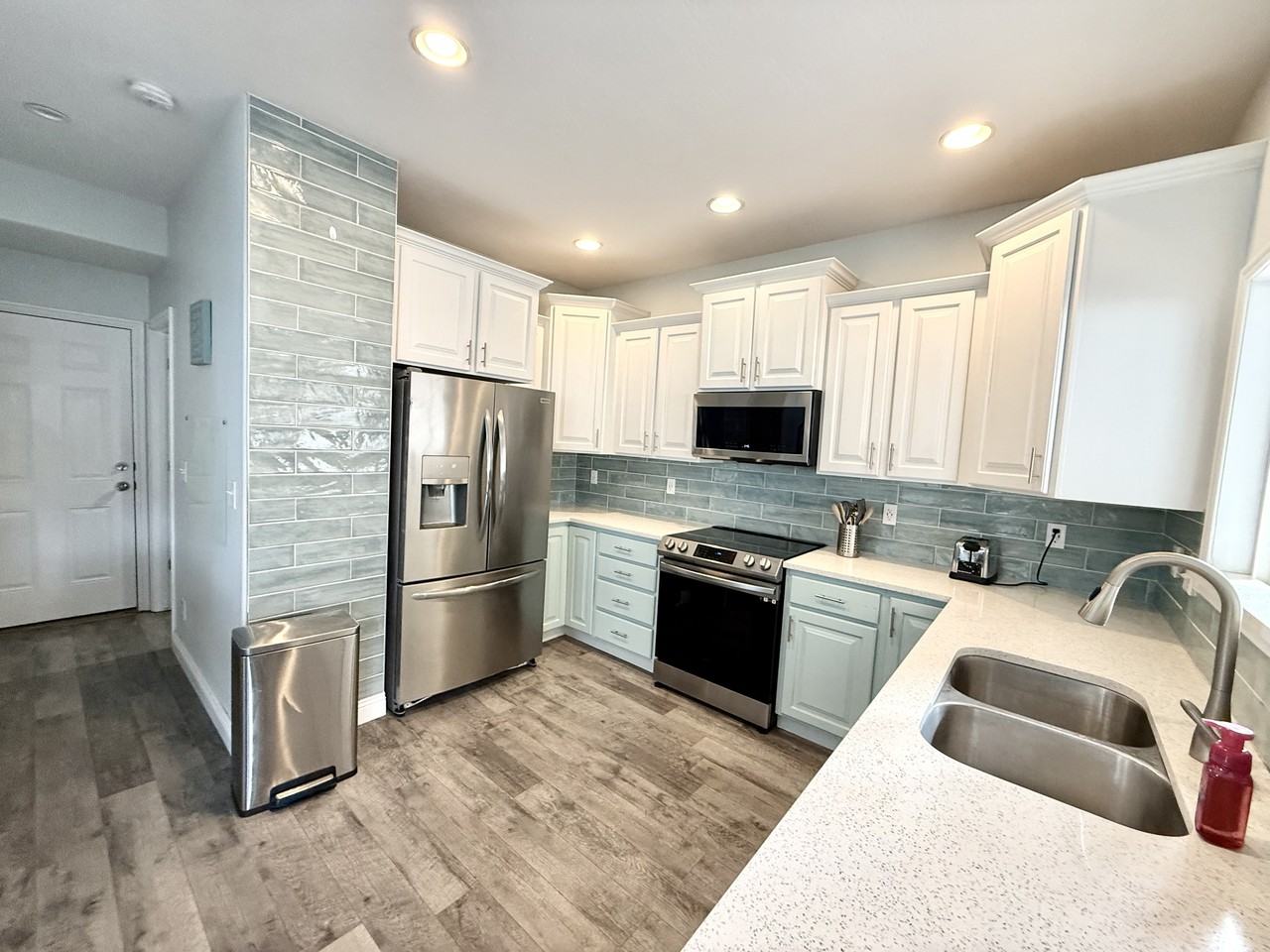 7936 Sw - Photo 3 of 29