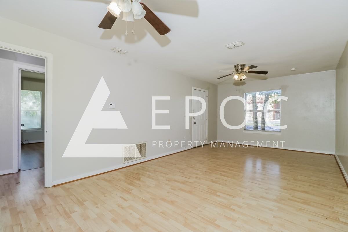 1106 N 18th St - Photo 2 of 15