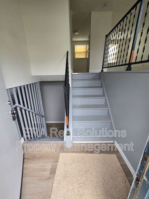 3314 Fontaine Rd - Photo 7 of 21