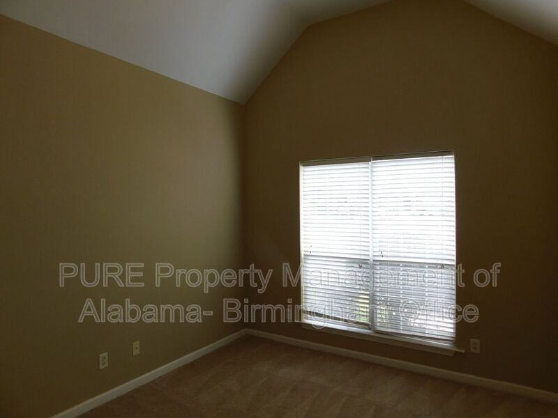 2755 Southwood Ln - Photo 7 of 17